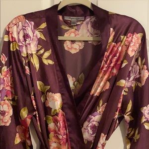 Morgan Taylor Robe